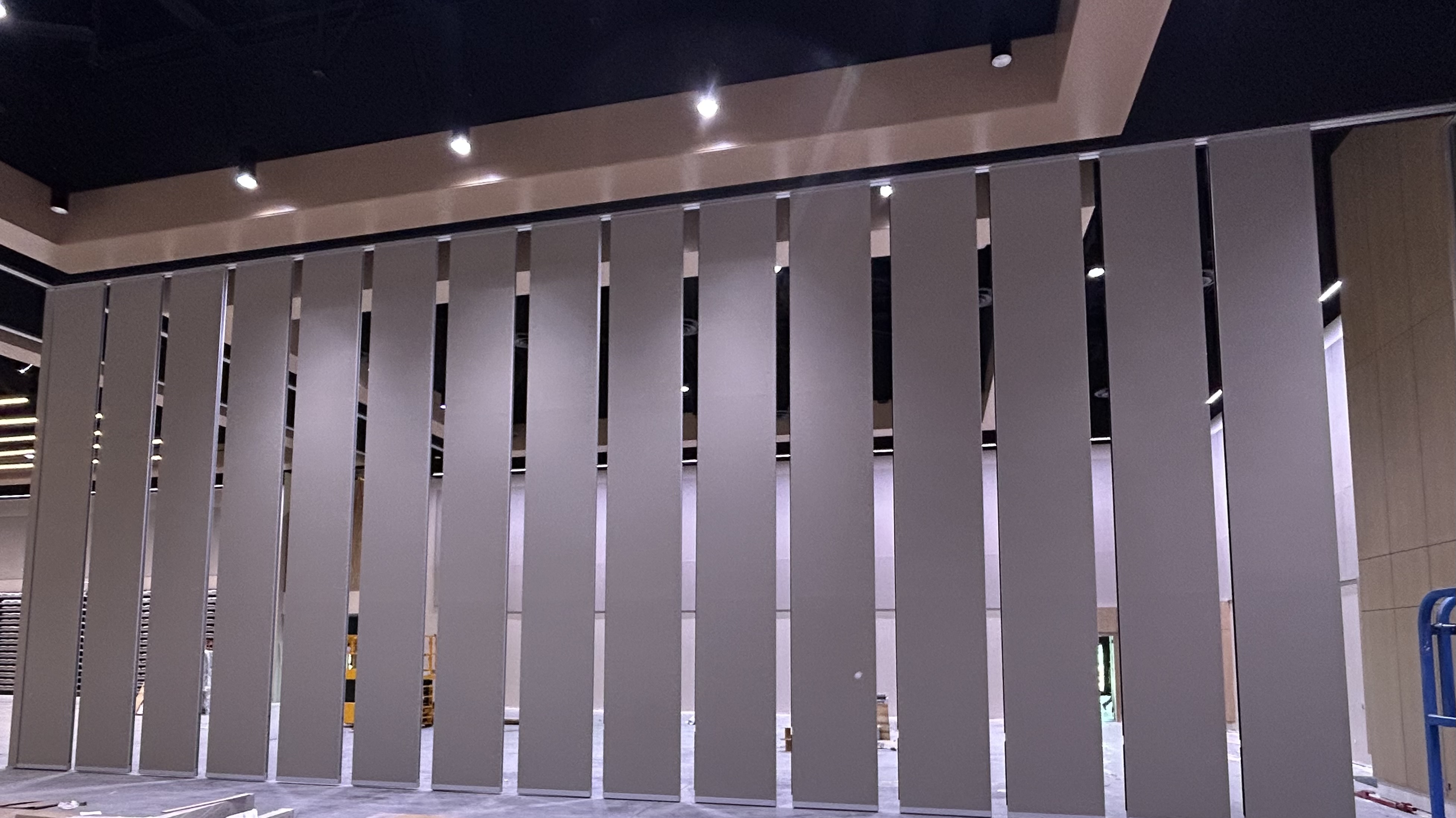 Thirty-foot Moderco trimless operable partition panels at East Montgomery County Convention Center.